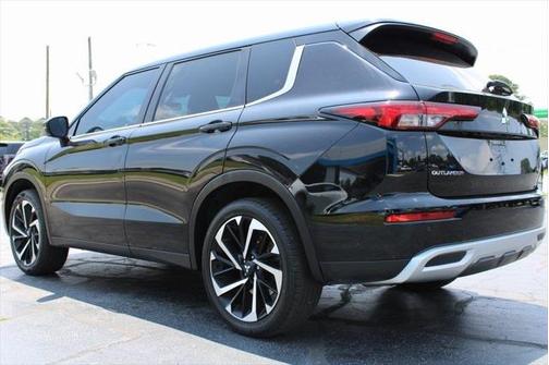 2022 Mitsubishi Outlander SE 2.5 2WD