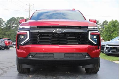 2025 Chevrolet Suburban RST