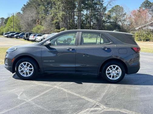 2022 Chevrolet Equinox LS