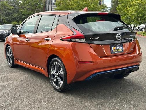 2022 Nissan Leaf SV