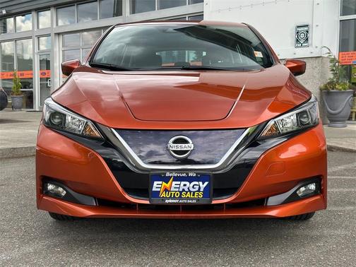 2022 Nissan Leaf SV