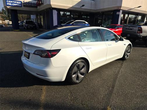 2020 Tesla Model 3 Standard Range Plus