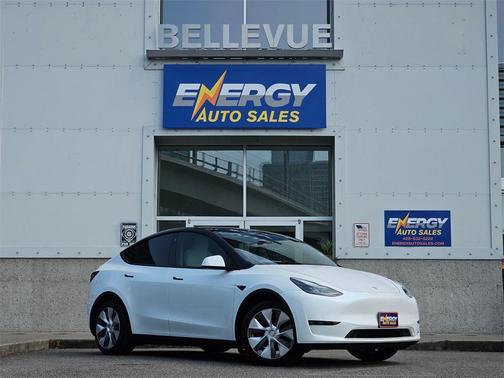 2023 Tesla Model Y Long Range
