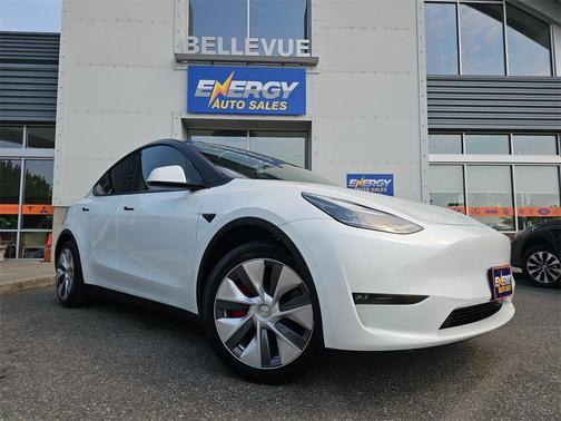 2023 Tesla Model Y Long Range