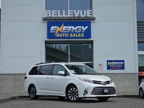 2020 Toyota Sienna Limited Premium