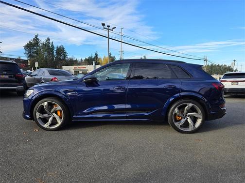 2023 Audi e-tron S Prestige