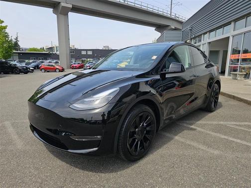 2024 Tesla Model Y Long Range