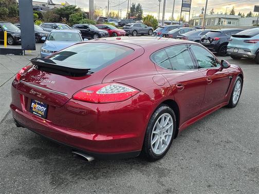 2011 Porsche Panamera 4