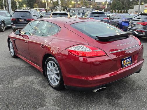 2011 Porsche Panamera 4