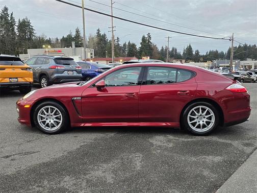 2011 Porsche Panamera 4