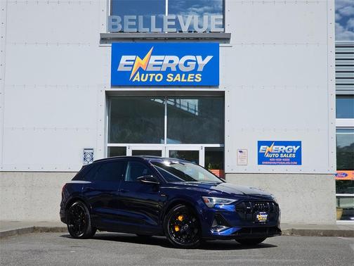 2022 Audi e-tron Premium
