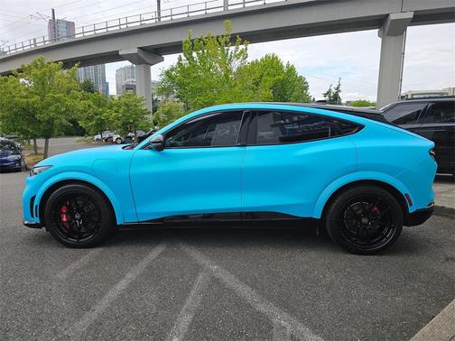 2022 Ford Mustang Mach-E GT