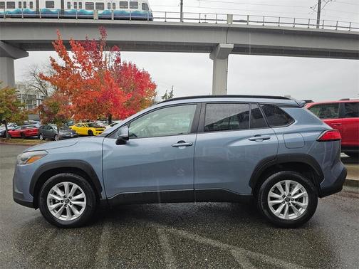 2023 Toyota Corolla Cross LE