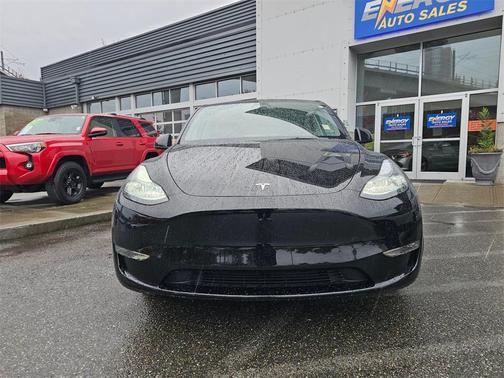 2025 Tesla Model Y Long Range