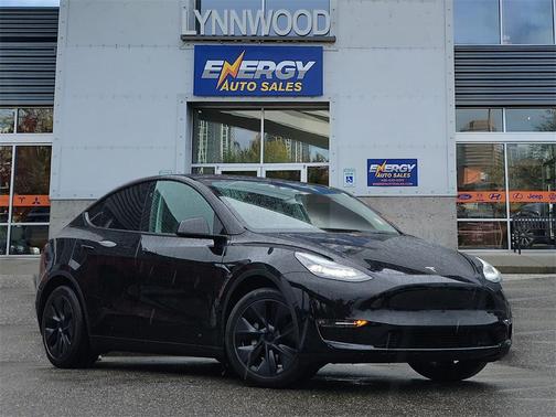 2025 Tesla Model Y Long Range