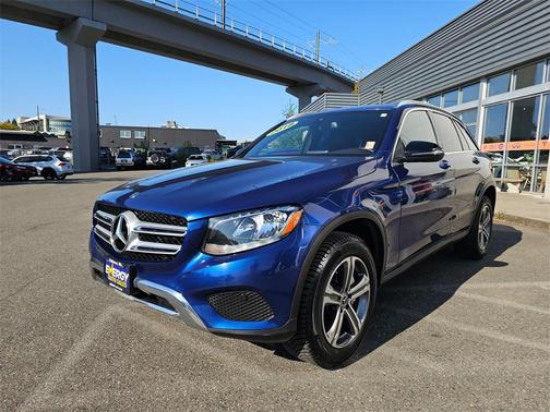 2018 Mercedes-Benz GLC 300 Base 4MATIC
