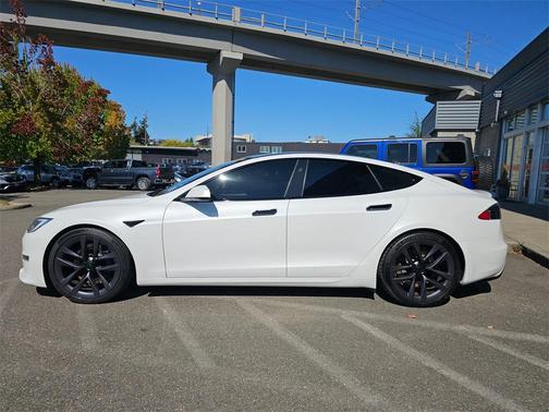 2021 Tesla Model S Plaid