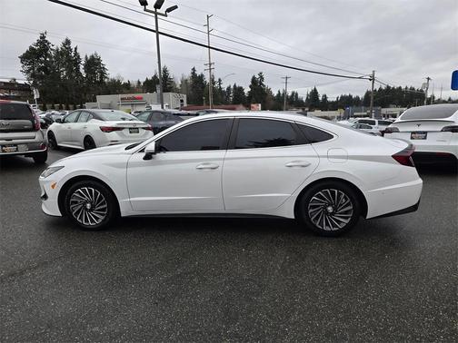 2023 Hyundai SONATA Hybrid Limited