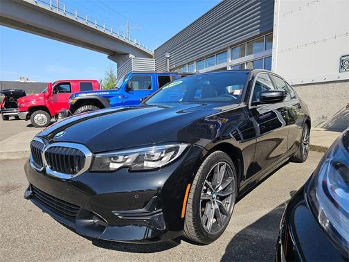 2019 BMW 330 i xDrive