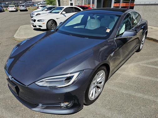 2018 Tesla Model S 75D