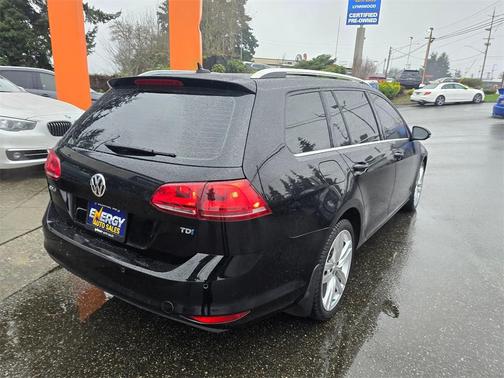 2015 Volkswagen Golf SportWagen SEL