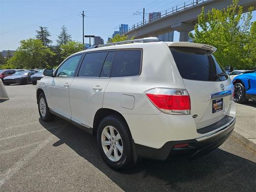 2013 Toyota Highlander Base Plus
