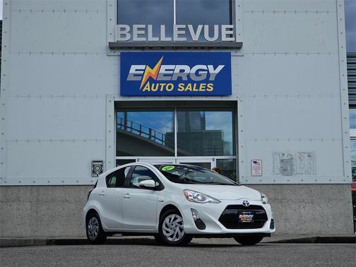 2016 Toyota Prius c Two