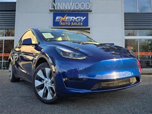 2023 Tesla Model Y Long Range