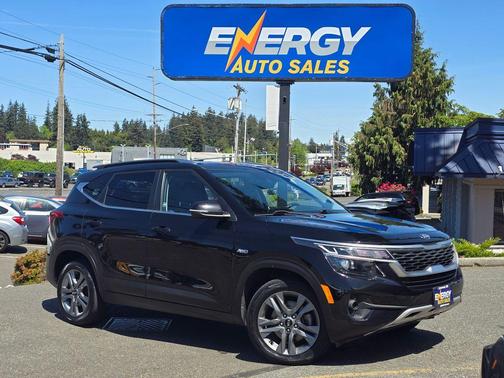Cherry Black 2021 Kia Seltos S