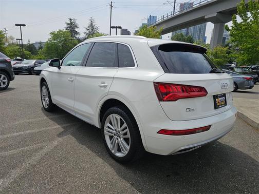 2018 Audi Q5 2.0T Premium Plus