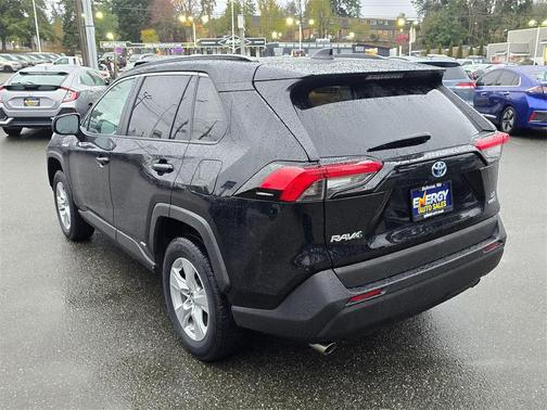 2021 Toyota RAV4 Hybrid LE