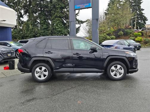 2021 Toyota RAV4 Hybrid LE