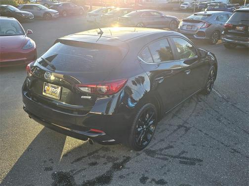 2018 Mazda Mazda3 Touring