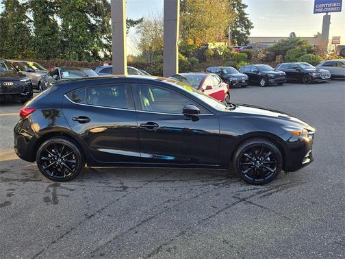 2018 Mazda Mazda3 Touring