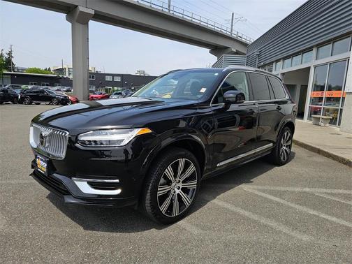 2024 Volvo XC90 Recharge Plug-In Hybrid T8 Ultimate Bright Theme 7-Seater