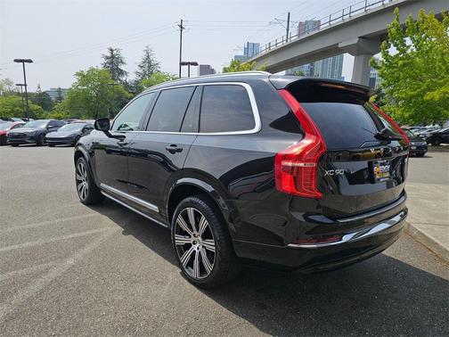 2024 Volvo XC90 Recharge Plug-In Hybrid T8 Ultimate Bright Theme 7-Seater