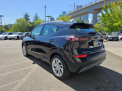 2022 Chevrolet Bolt EUV LT