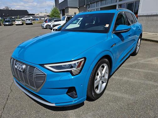 2019 Audi e-tron Premium Plus