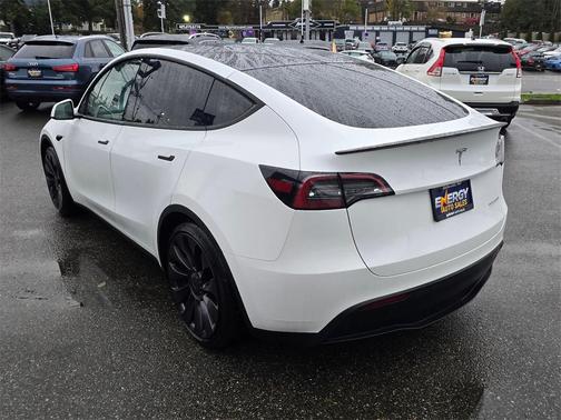 2023 Tesla Model Y Performance