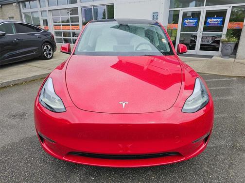 2023 Tesla Model Y Performance