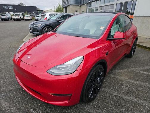 2023 Tesla Model Y Performance