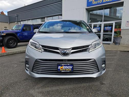 2020 Toyota Sienna Limited Premium