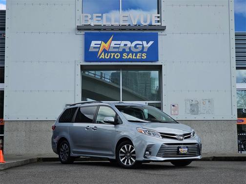 2020 Toyota Sienna Limited Premium
