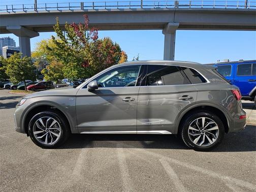 2023 Audi Q5 45 S line quattro Premium