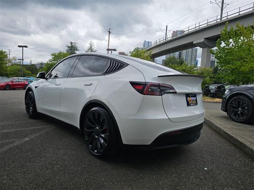 2023 Tesla Model Y Performance