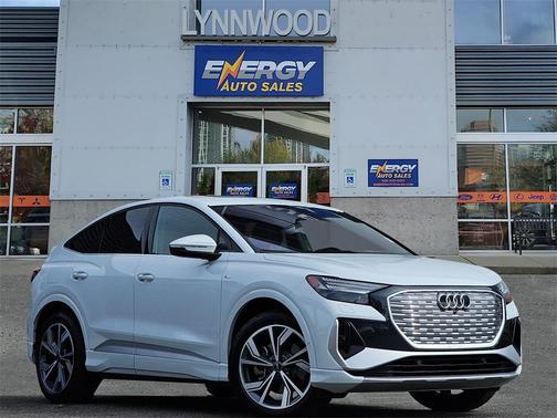 2024 Audi Q4 e-tron 55 quattro Premium