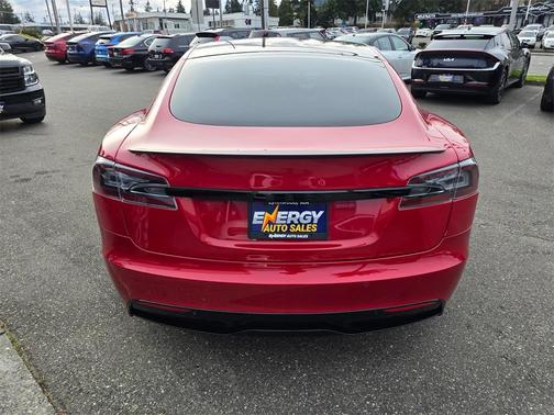 2021 Tesla Model S Plaid