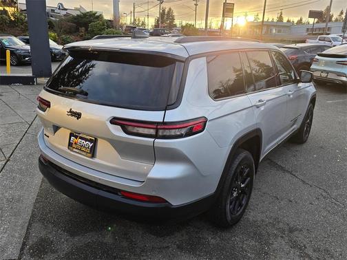 2024 Jeep Grand Cherokee L Laredo