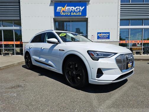2023 Audi e-tron Premium Plus