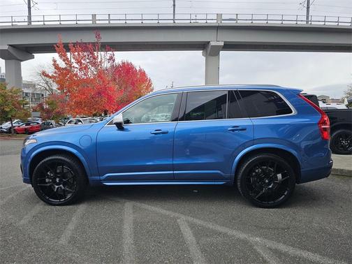 2016 Volvo XC90 Hybrid T8 R-Design